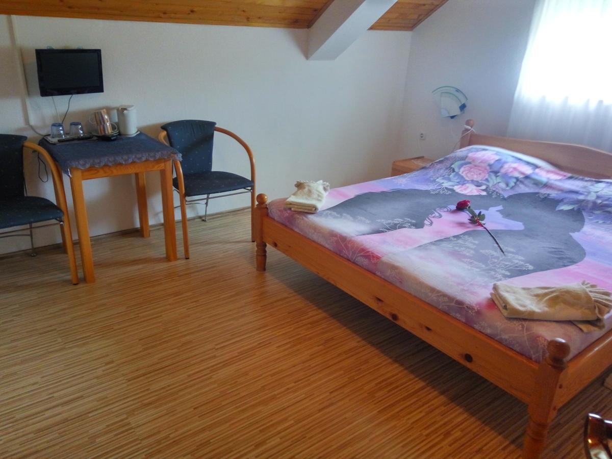 Rooms Josip Кореница Экстерьер фото